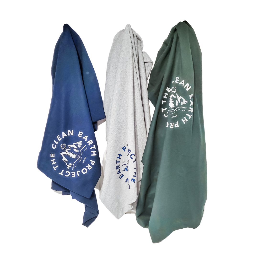 sweatshirt blanket blue, grey, green colors